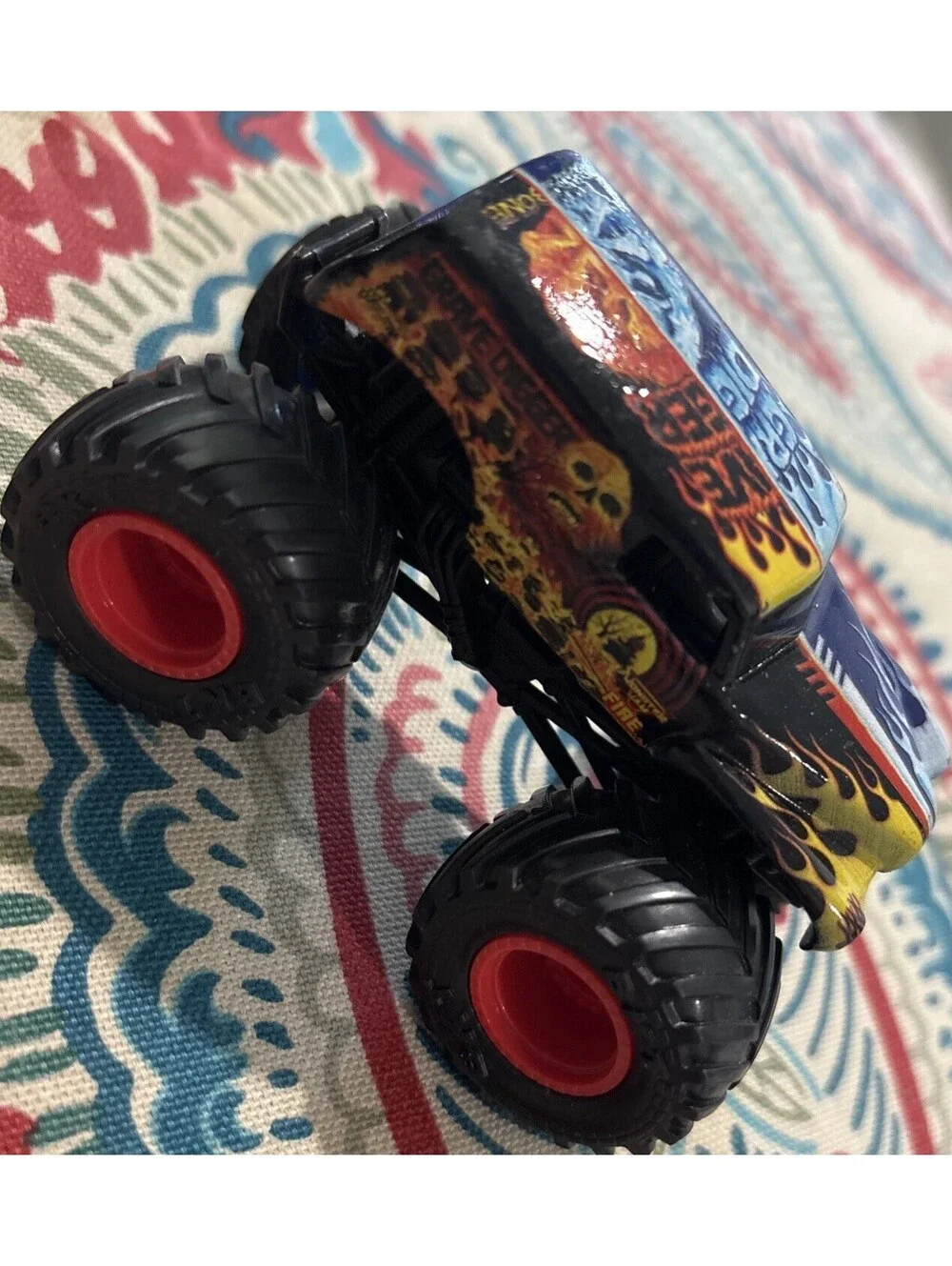 Hot Wheels Die Cast Monster Trucks 1:64 Lot Of 6